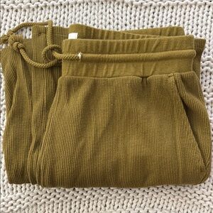 Lou & Grey Mustard Ribbed Pants